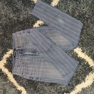 Light blue denim ankle legging, size 4R